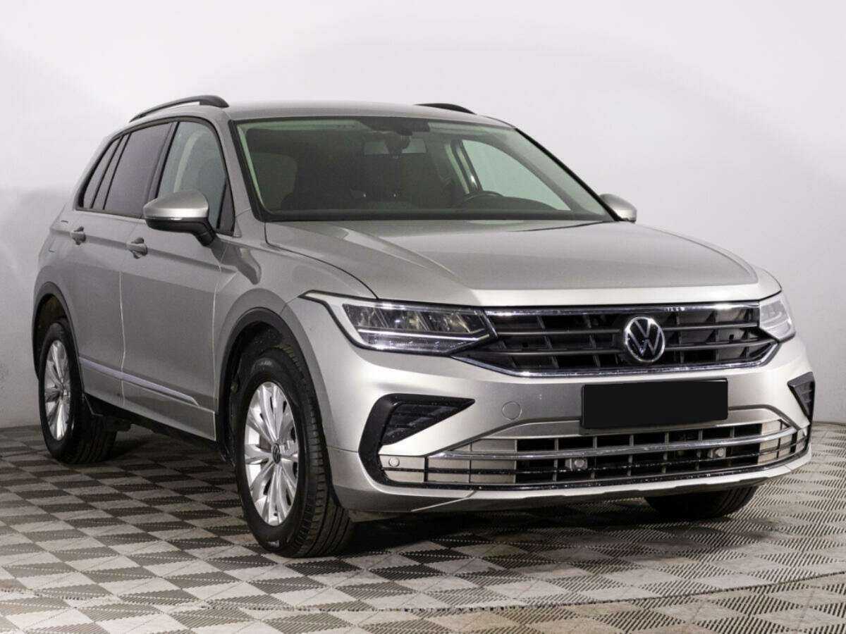 Купить Volkswagen Tiguan с пробегом. Фото: #2