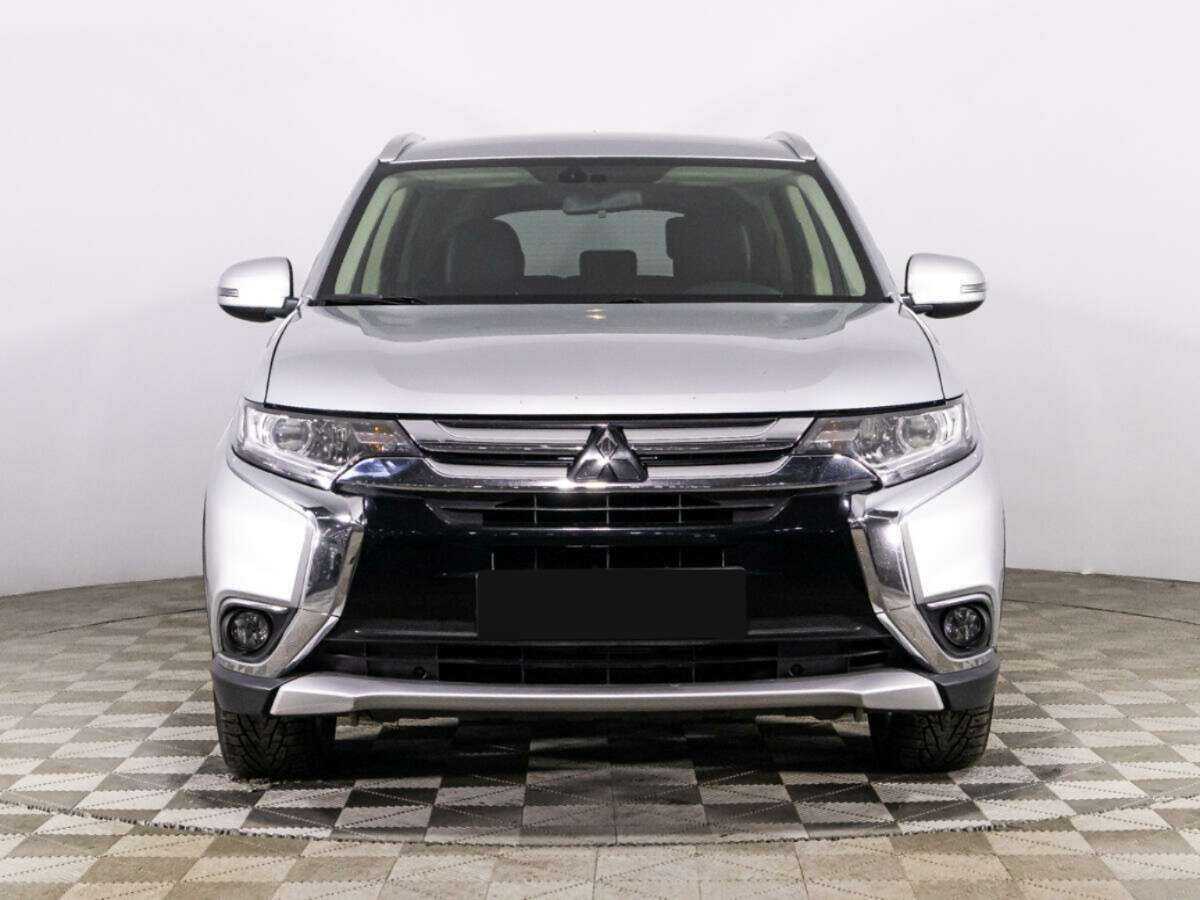 Купить Mitsubishi Outlander с пробегом. Фото: #1