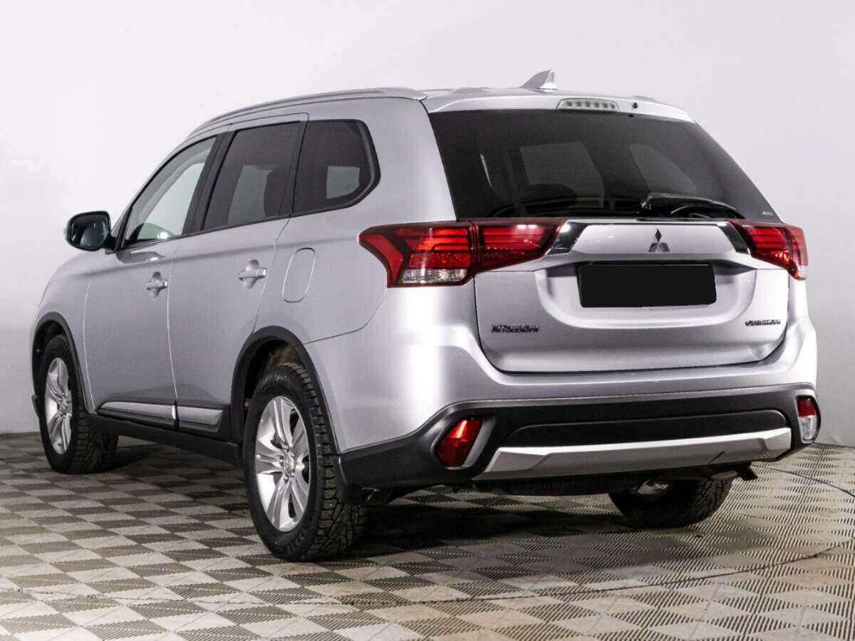 Купить Mitsubishi Outlander с пробегом. Фото: #6