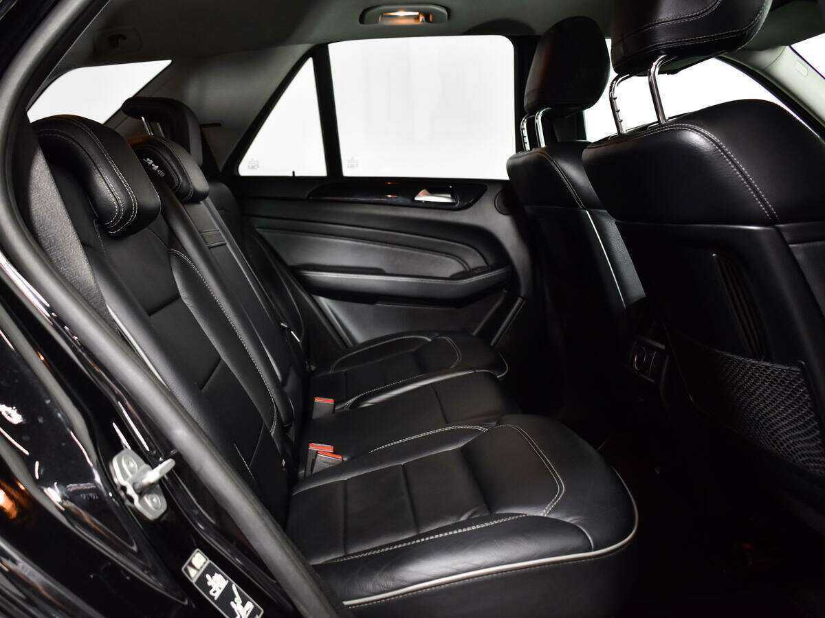 Купить Mercedes-Benz M-Класс с пробегом. Фото: #9