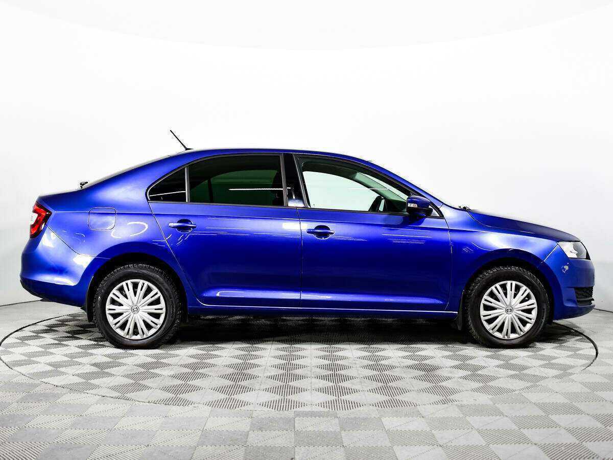 Купить Skoda Rapid с пробегом. Фото: #3