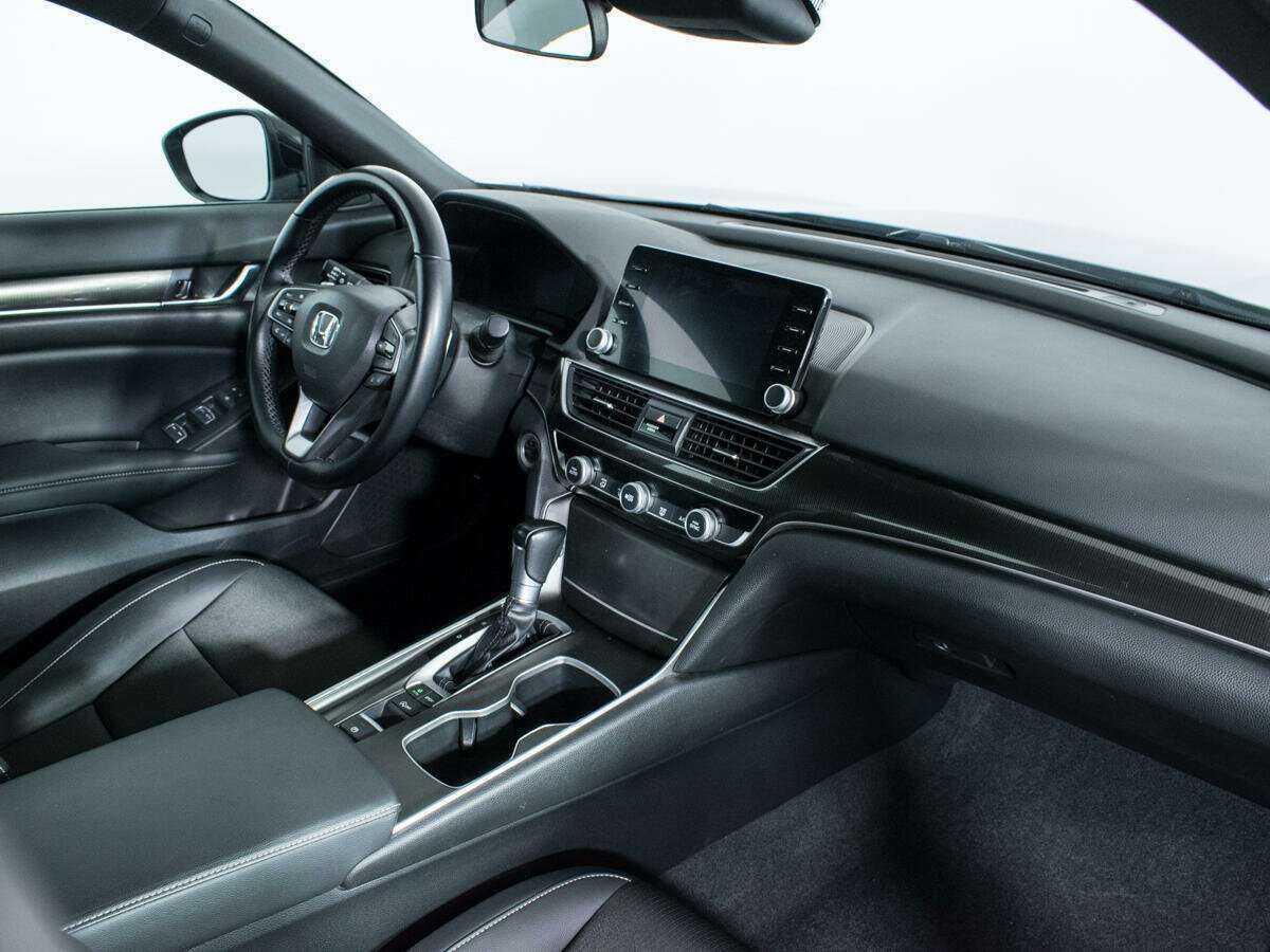 Купить Honda Accord с пробегом. Фото: #8