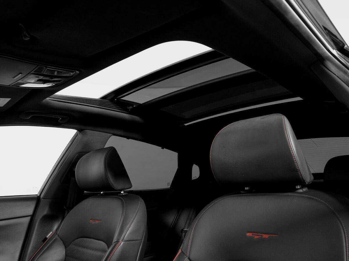 Купить Kia Optima с пробегом. Фото: #12