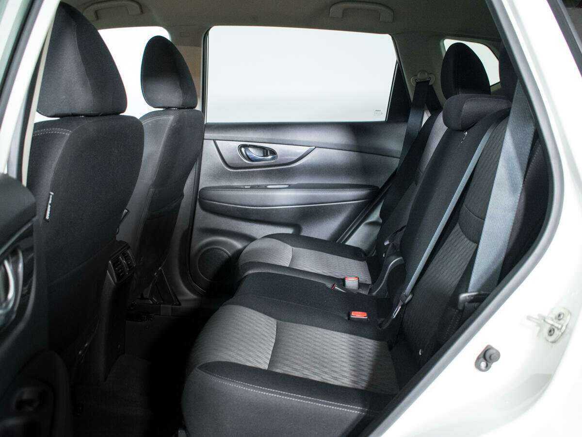Купить Nissan X-Trail с пробегом. Фото: #9