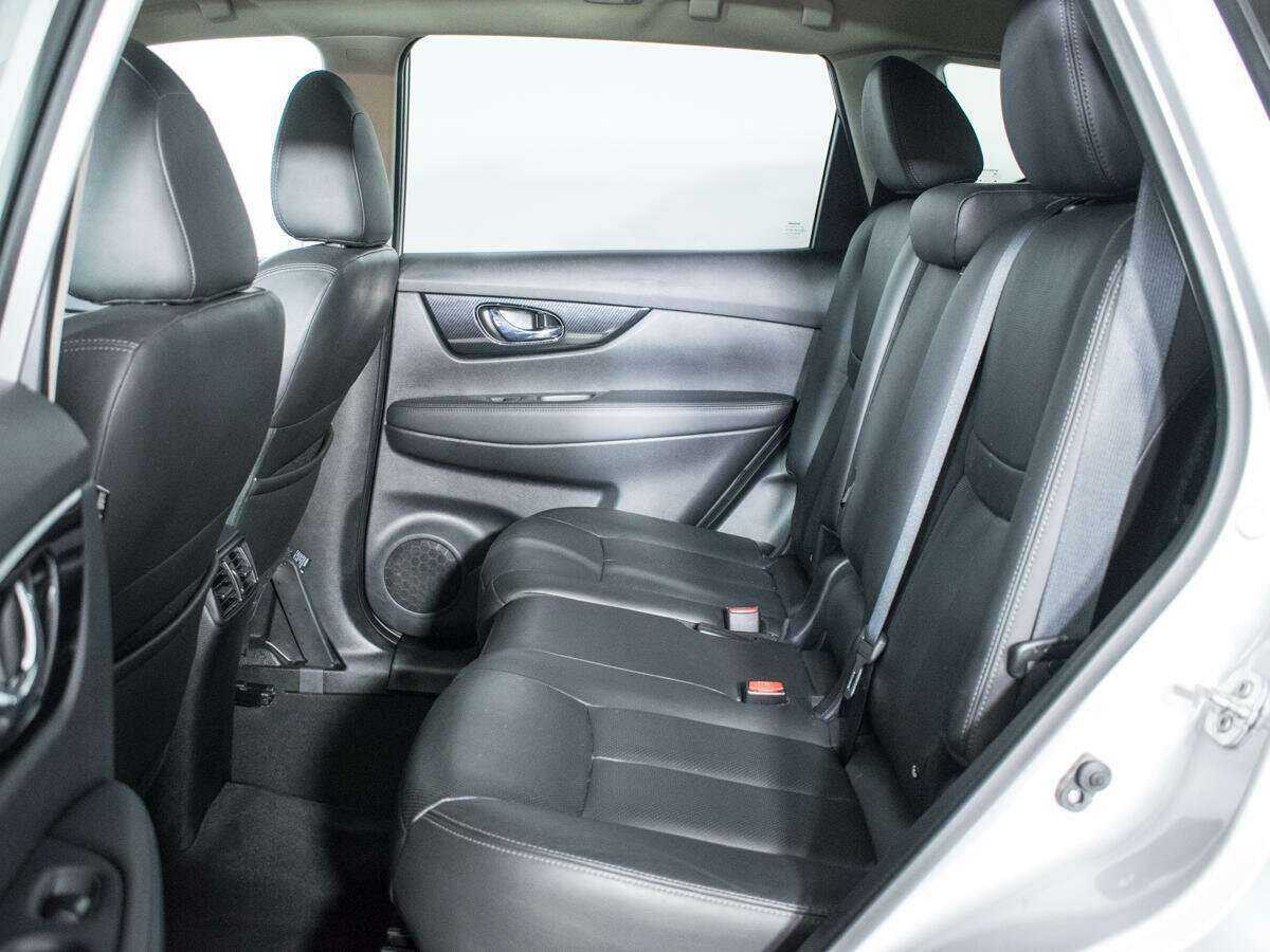 Купить Nissan X-Trail с пробегом. Фото: #9
