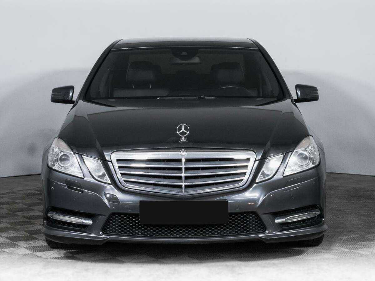 Купить Mercedes-Benz E-Класс с пробегом. Фото: #1