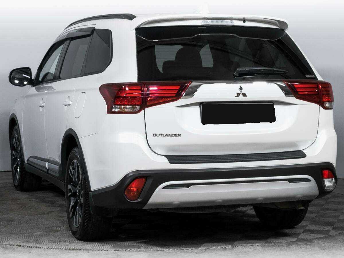 Купить Mitsubishi Outlander с пробегом. Фото: #6