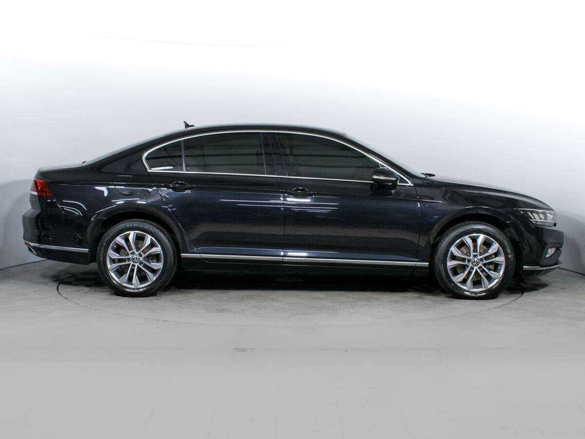 Купить Volkswagen Passat с пробегом. Фото: #3