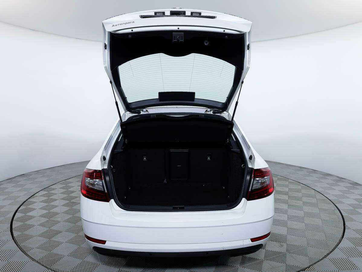 Купить Skoda Octavia с пробегом. Фото: #5