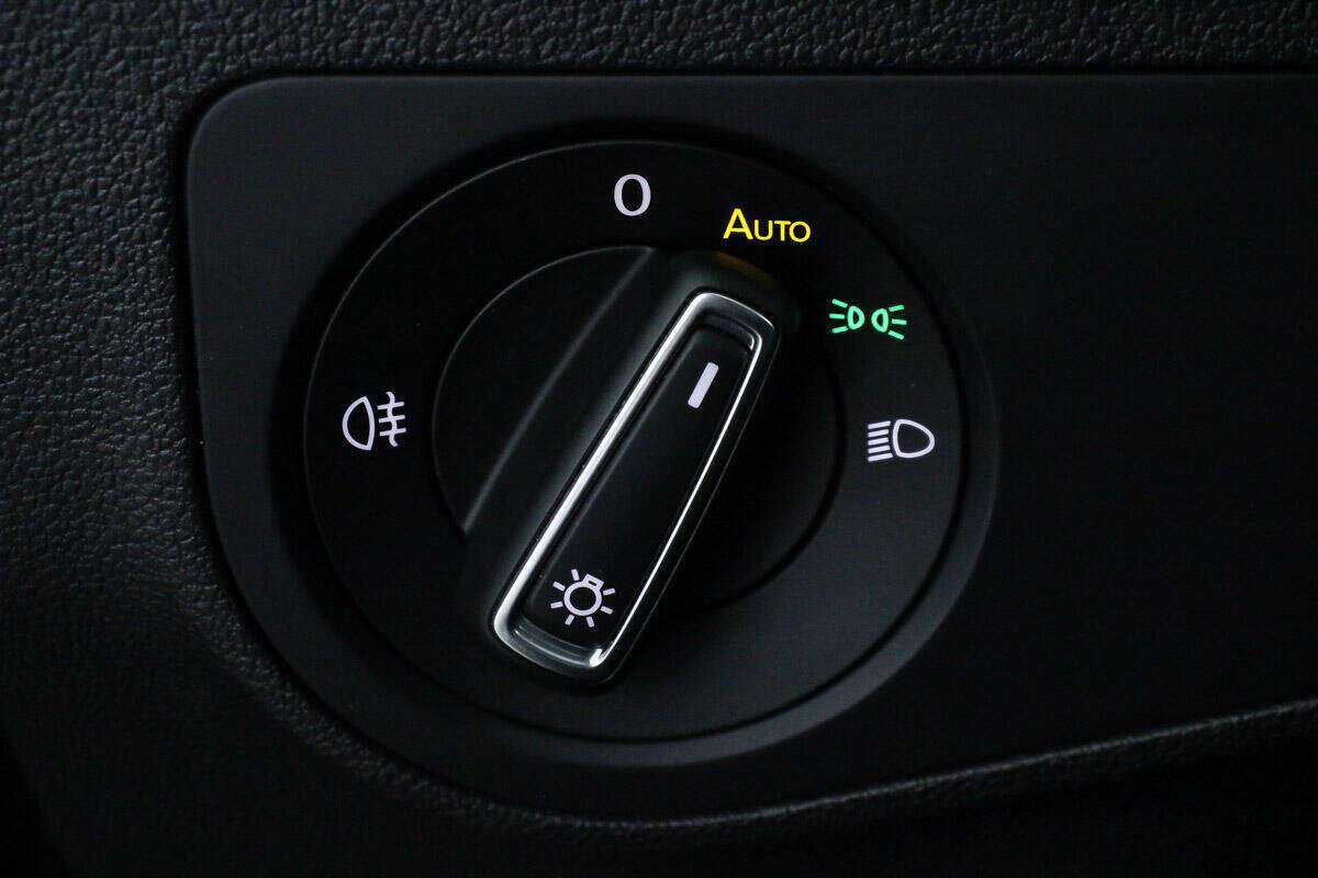 Купить Volkswagen Tiguan с пробегом. Фото: #12