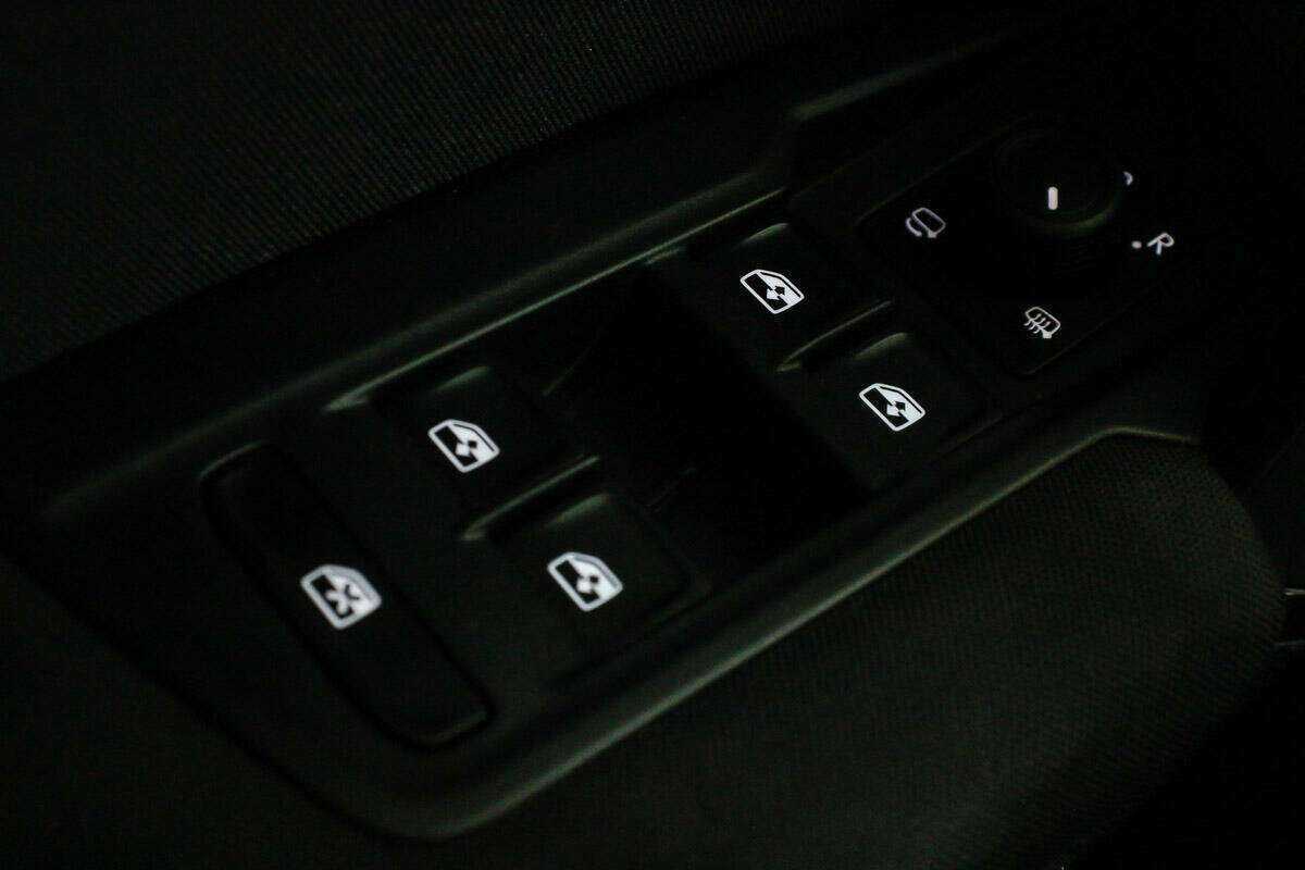 Купить Volkswagen Tiguan с пробегом. Фото: #14