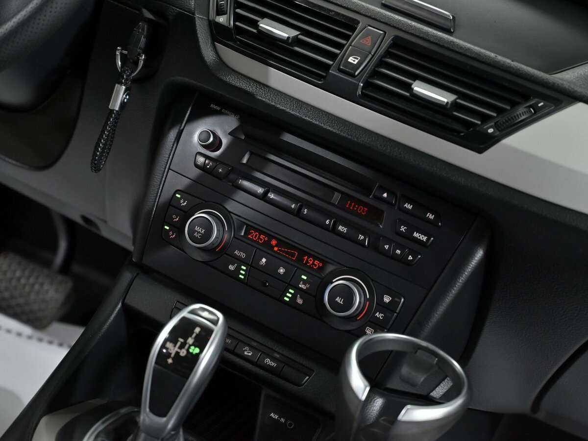 Купить BMW X1 с пробегом. Фото: #9