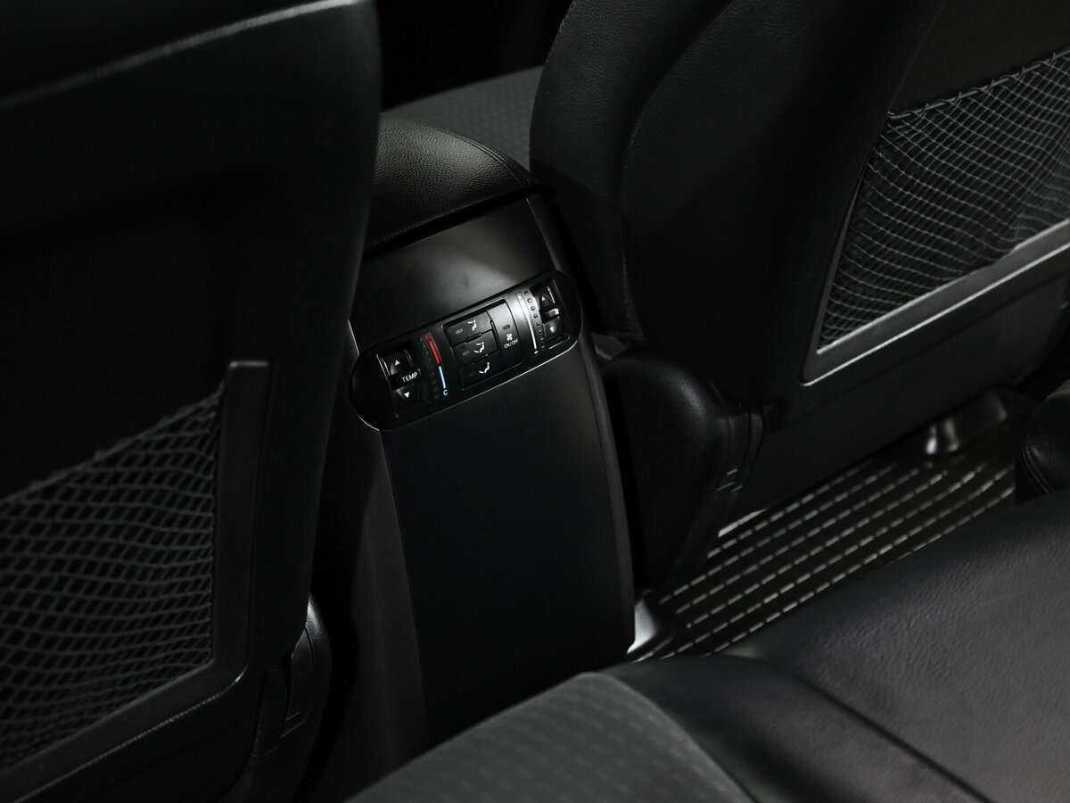 Купить Kia Mohave с пробегом. Фото: #7