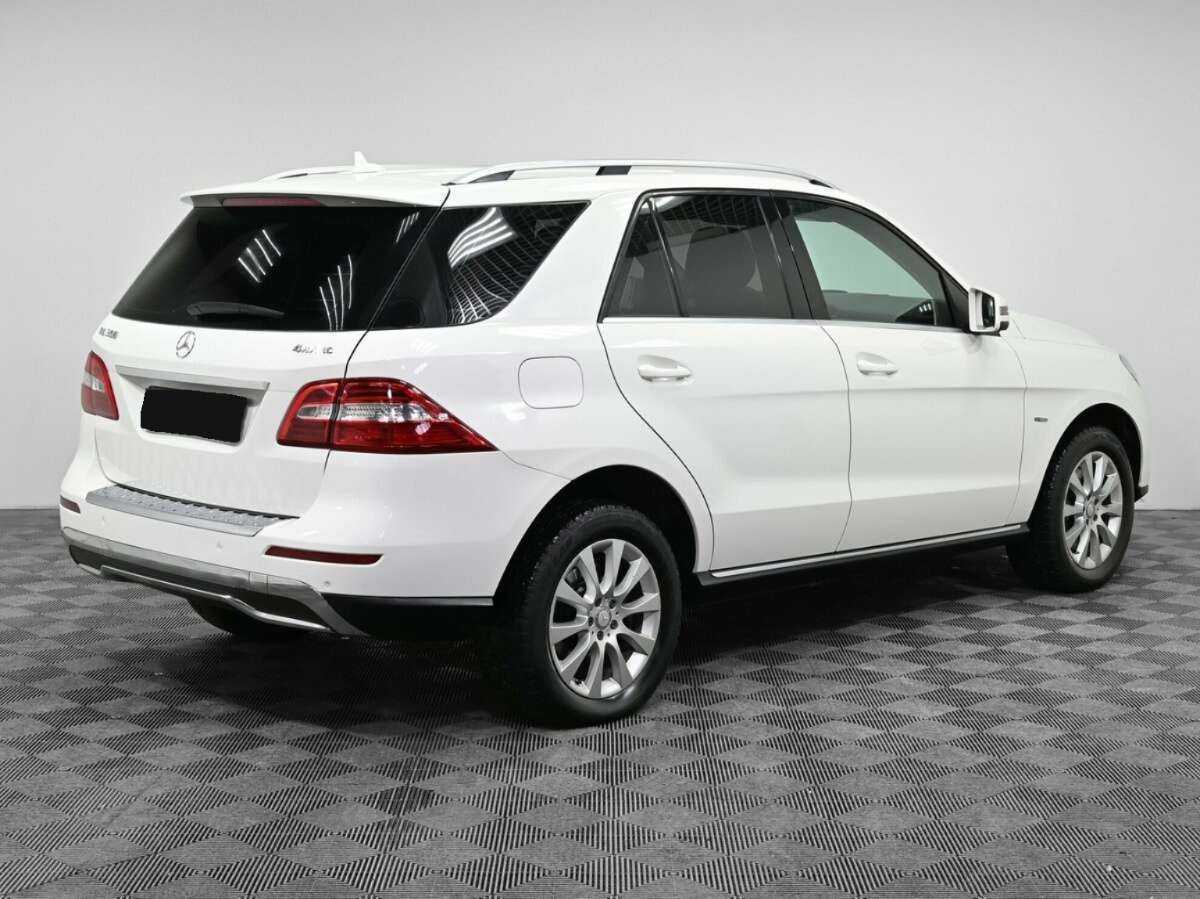 Купить Mercedes-Benz M-Класс с пробегом. Фото: #1