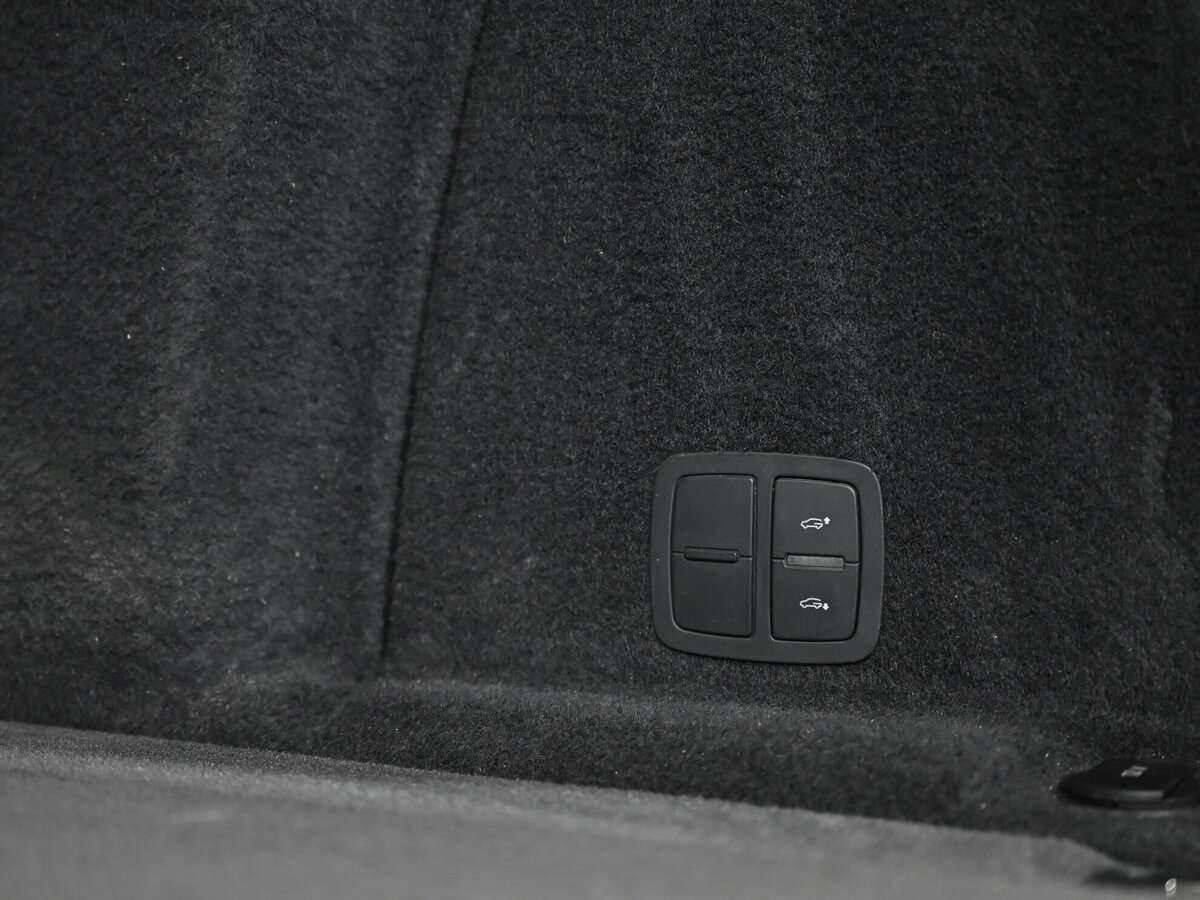 Купить Audi Q7 с пробегом. Фото: #16