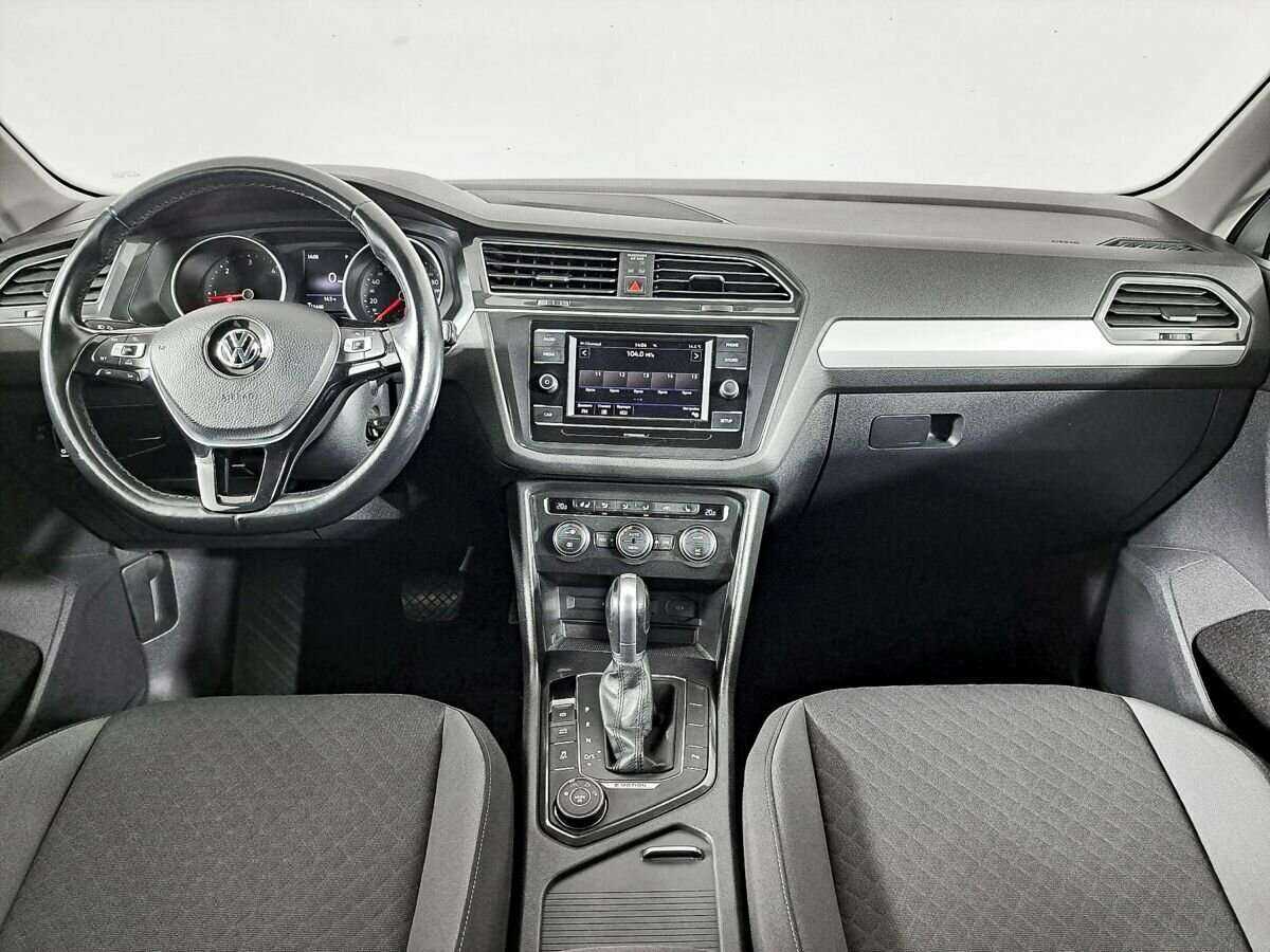 Купить Volkswagen Tiguan с пробегом. Фото: #11