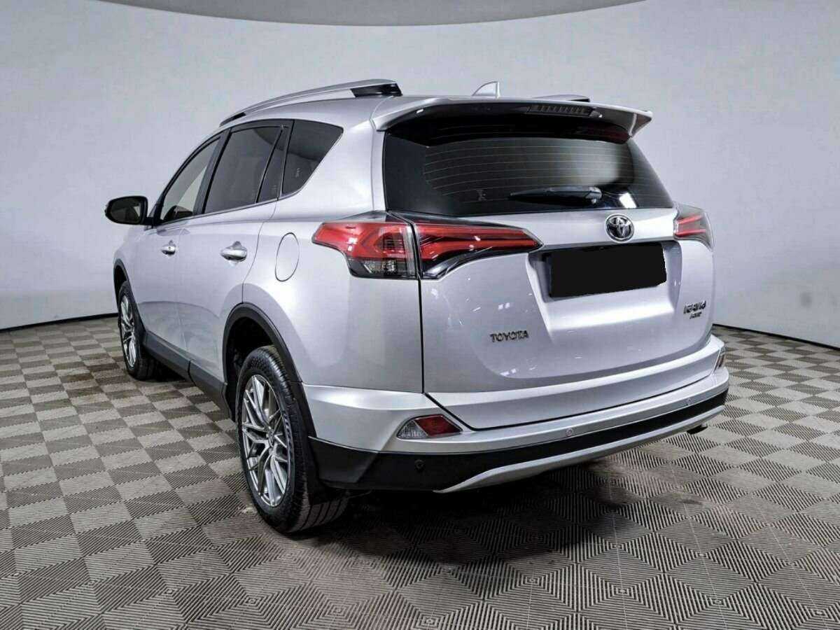 Купить Toyota RAV4 с пробегом. Фото: #4