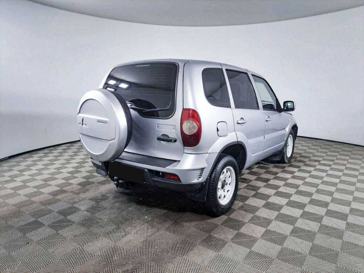 Купить Chevrolet Niva с пробегом. Фото: #4