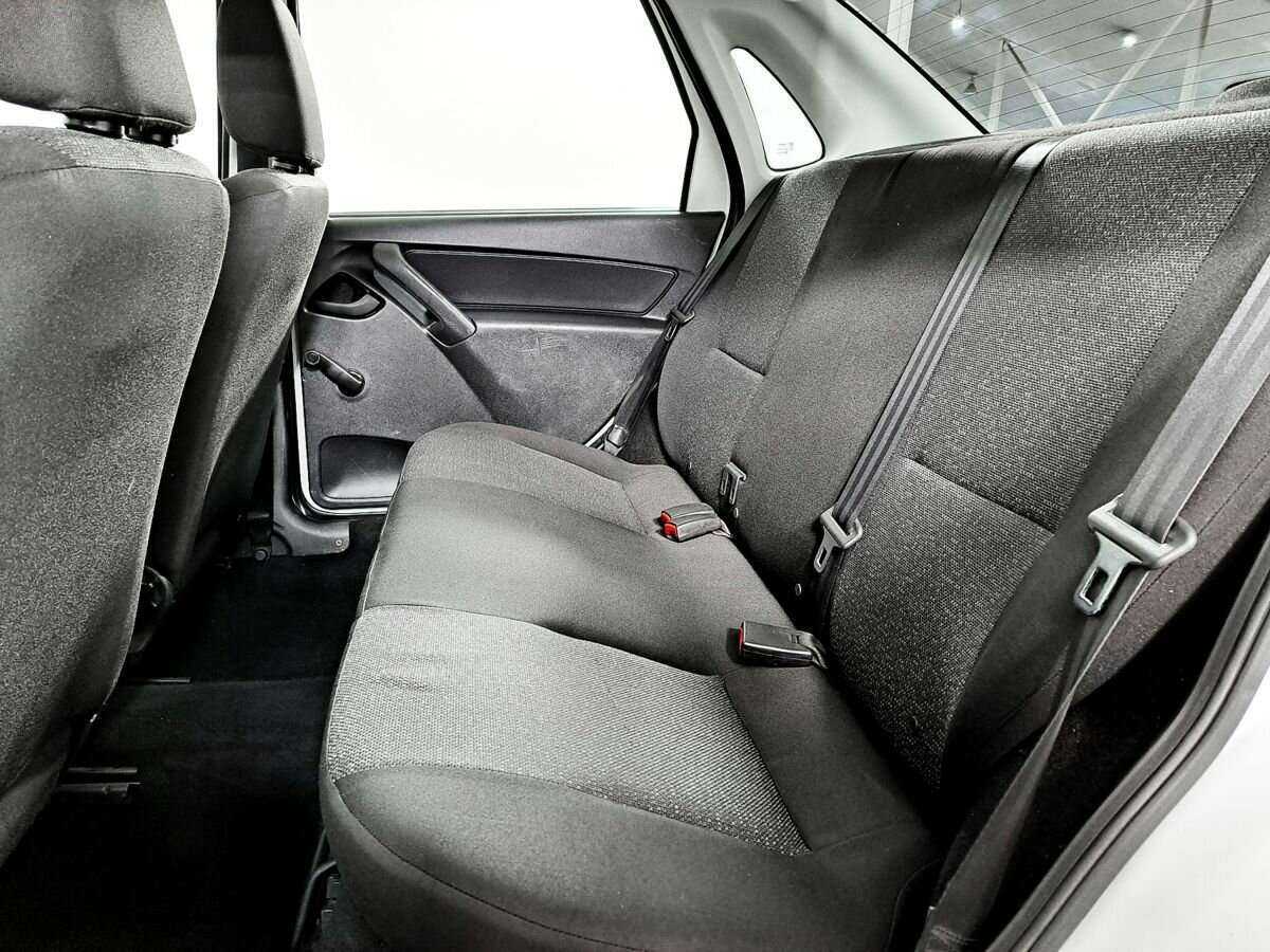 Купить Lada (ВАЗ) Granta с пробегом. Фото: #9