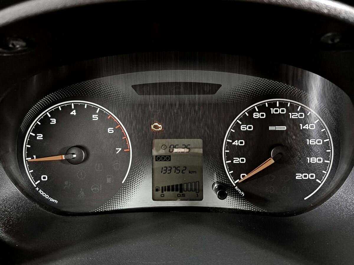 Купить Lada (ВАЗ) Granta с пробегом. Фото: #10