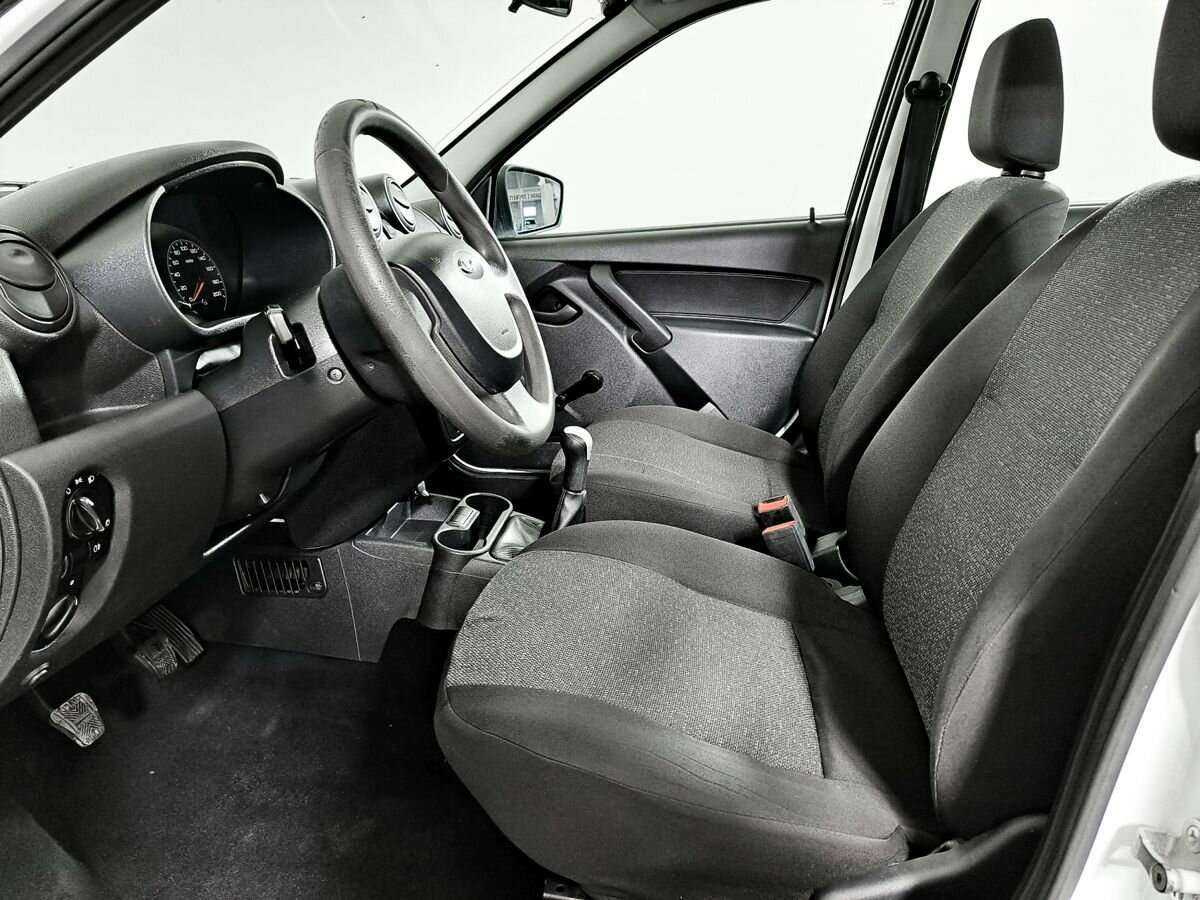 Купить Lada (ВАЗ) Granta с пробегом. Фото: #13