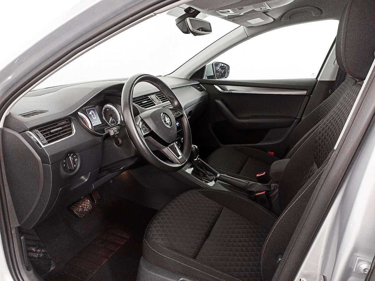 Купить Skoda Octavia с пробегом. Фото: #13