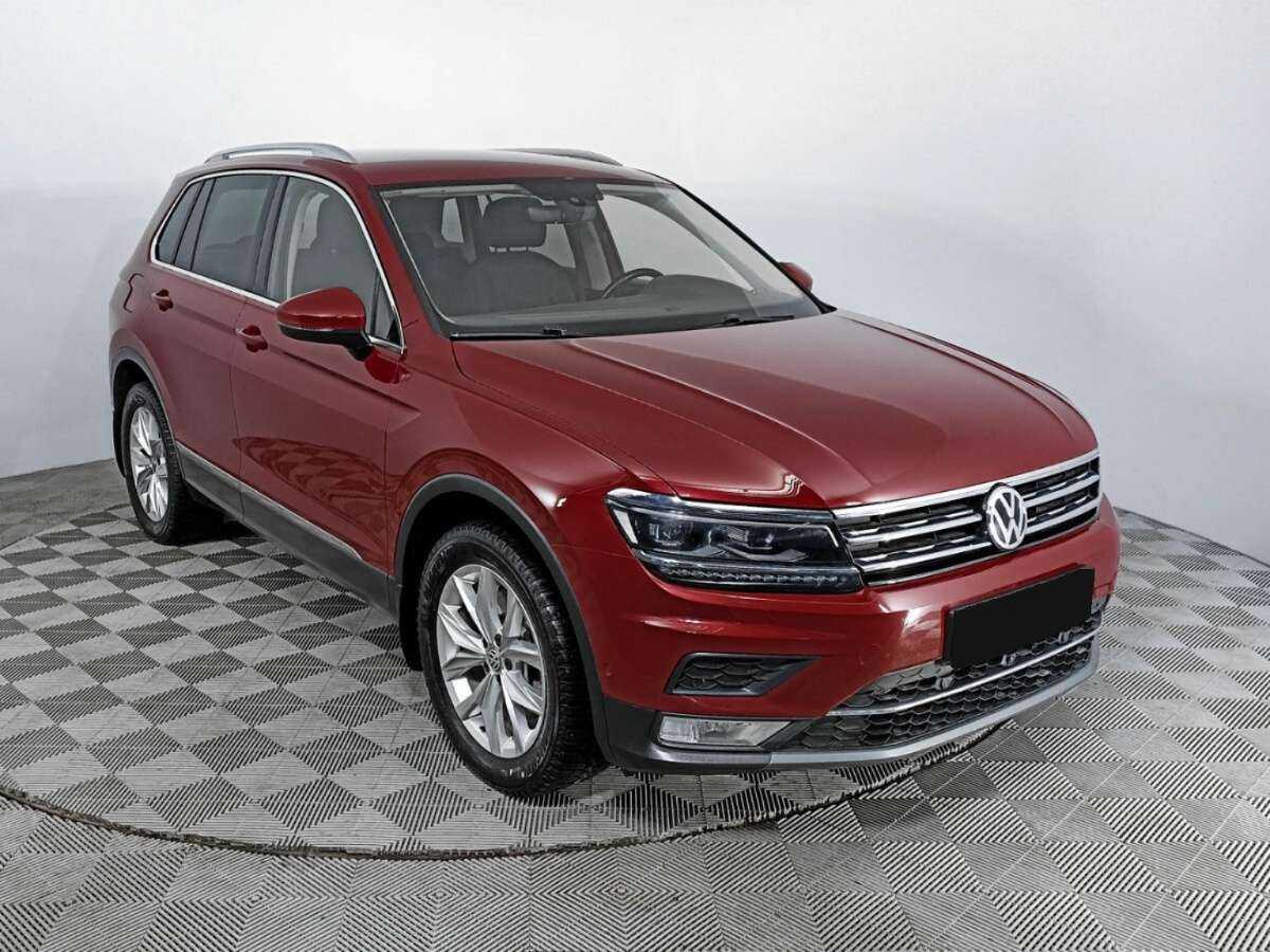 Купить Volkswagen Tiguan с пробегом. Фото: #2