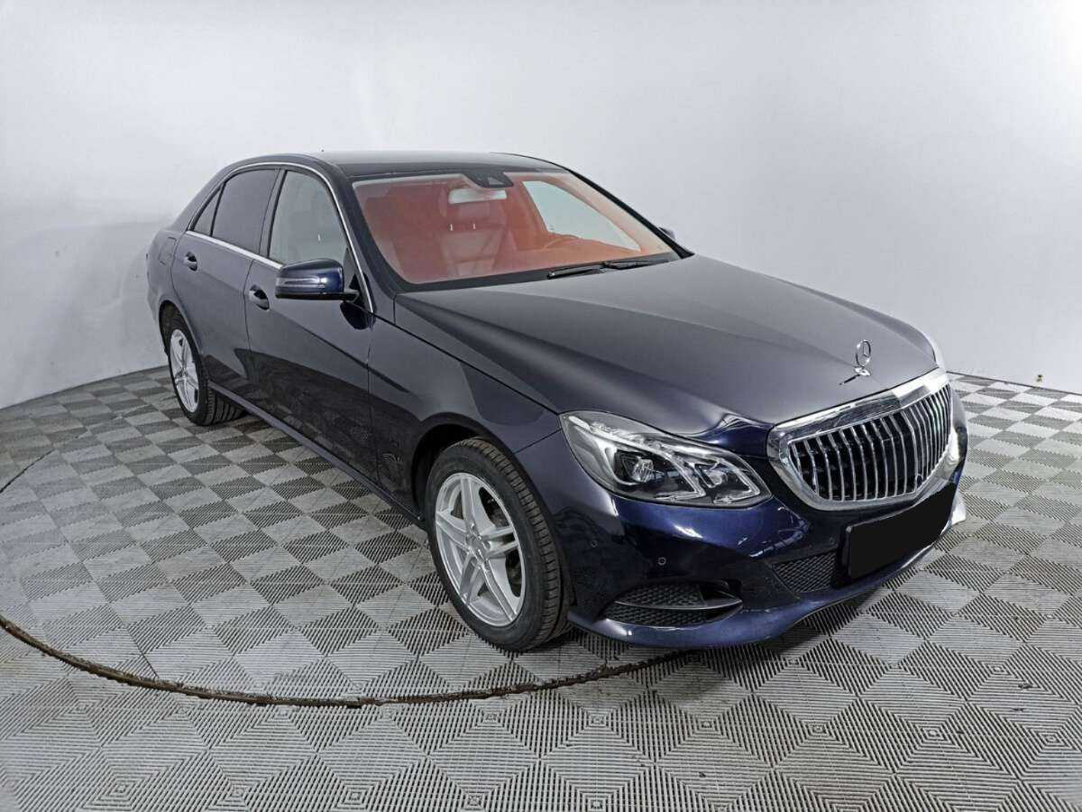 Купить Mercedes-Benz E-Класс с пробегом. Фото: #2