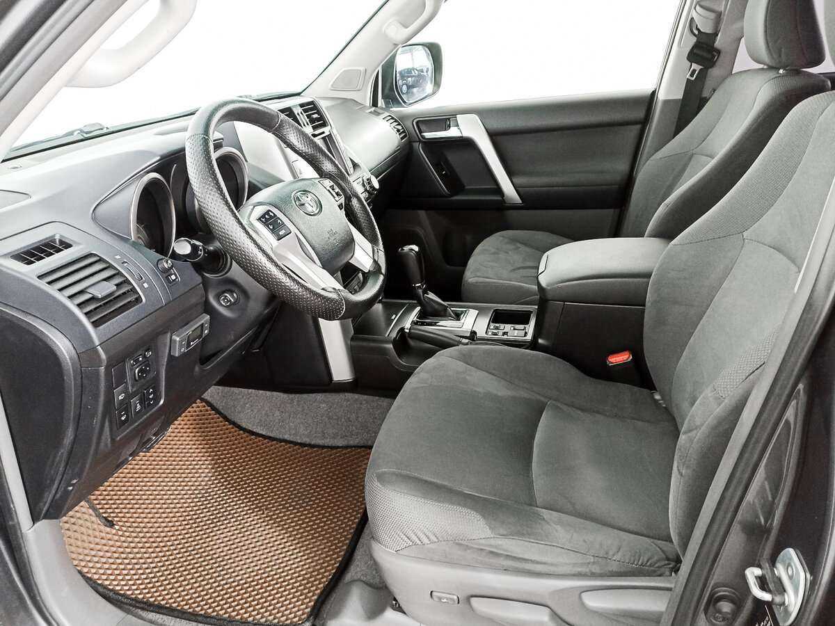 Купить Toyota Land Cruiser Prado с пробегом. Фото: #11