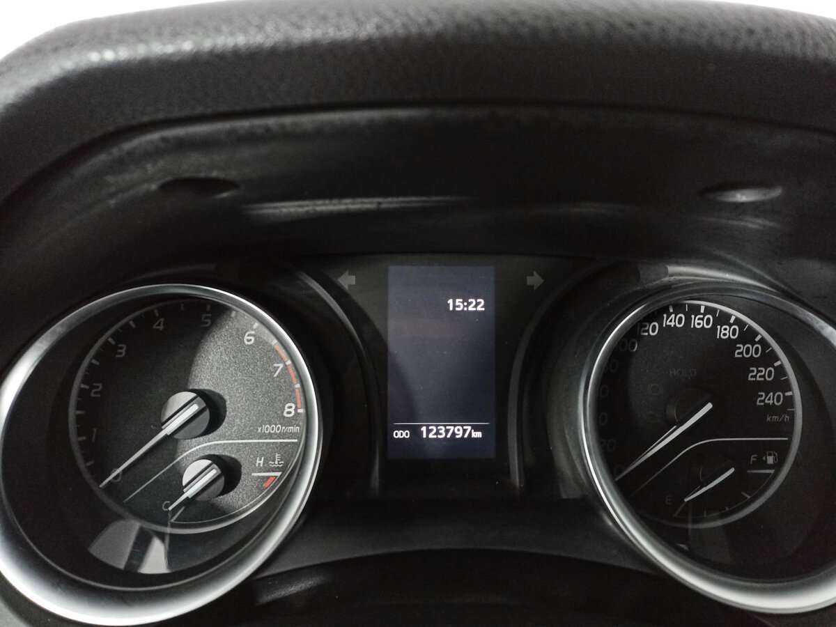 Купить Toyota Camry с пробегом. Фото: #9