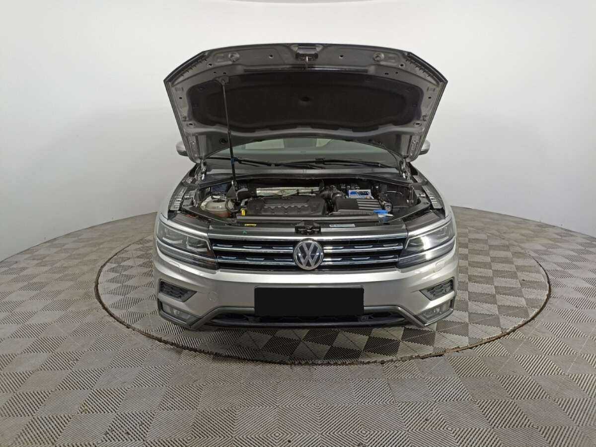 Купить Volkswagen Tiguan с пробегом. Фото: #8