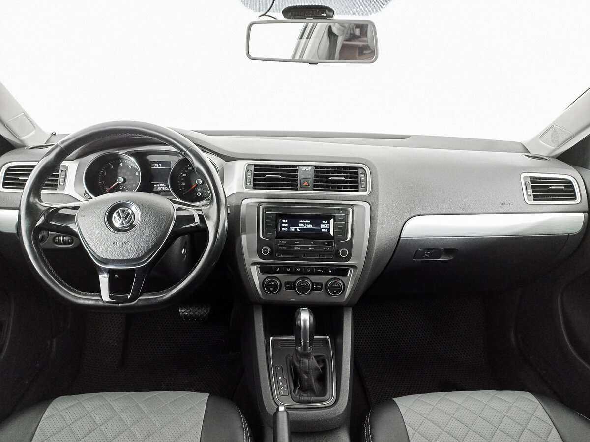 Купить Volkswagen Jetta с пробегом. Фото: #13