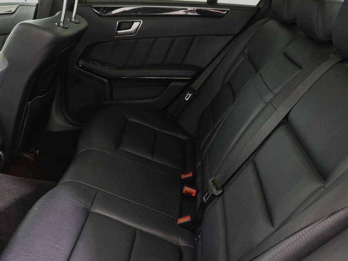 Купить Mercedes-Benz E-Класс с пробегом. Фото: #8