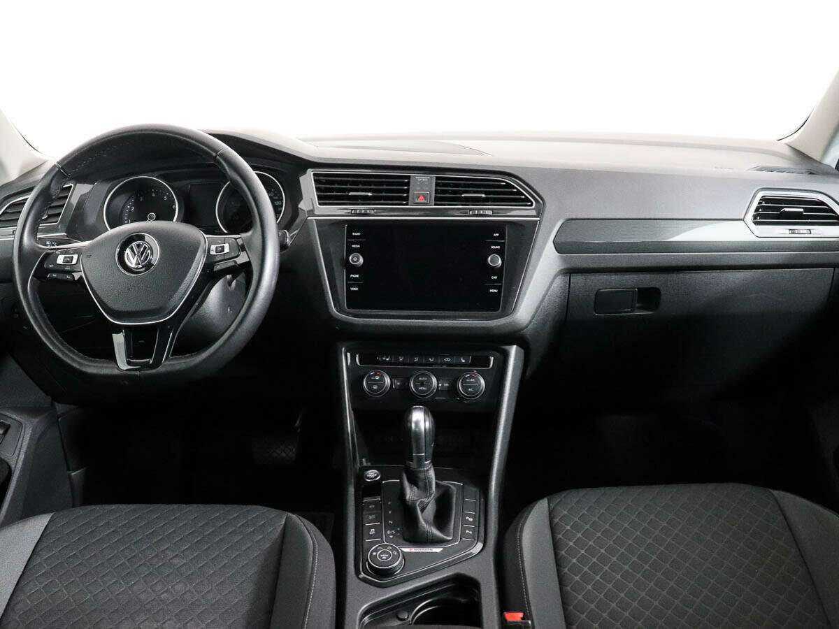 Купить Volkswagen Tiguan с пробегом. Фото: #10