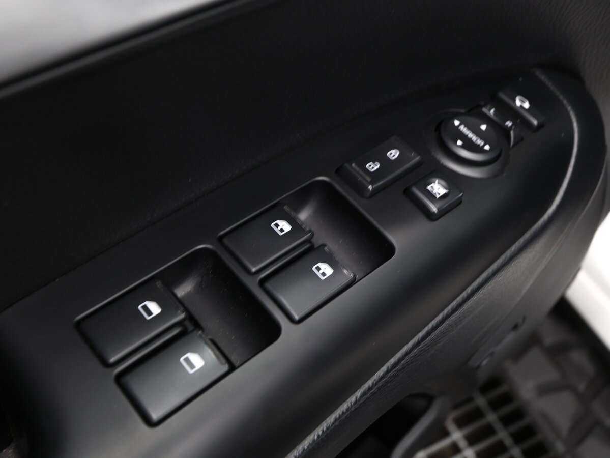 Купить Kia Mohave с пробегом. Фото: #6