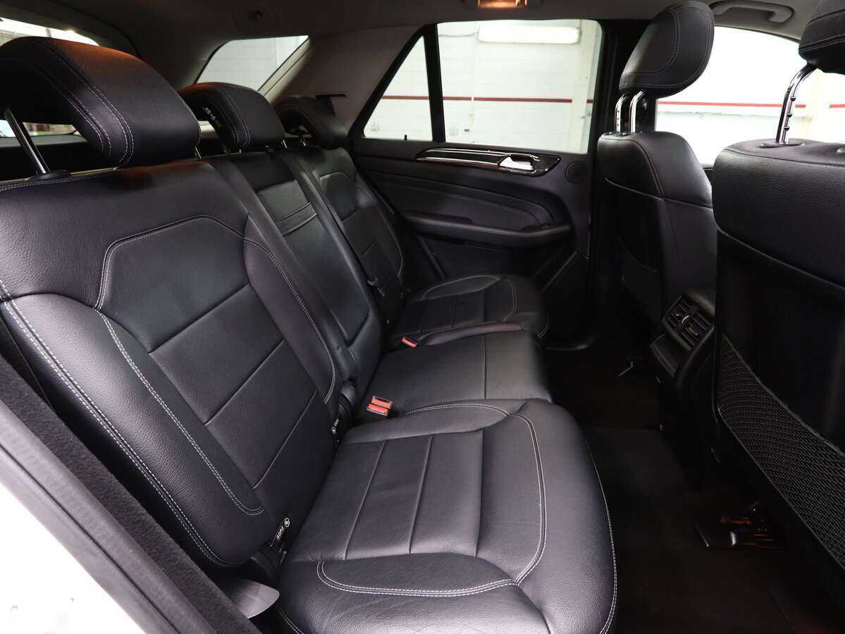 Купить Mercedes-Benz M-Класс с пробегом. Фото: #12