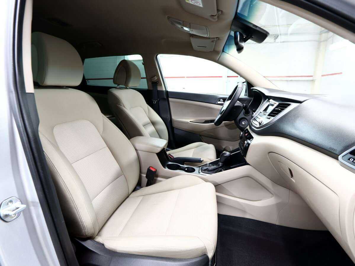 Купить Hyundai Tucson с пробегом. Фото: #11