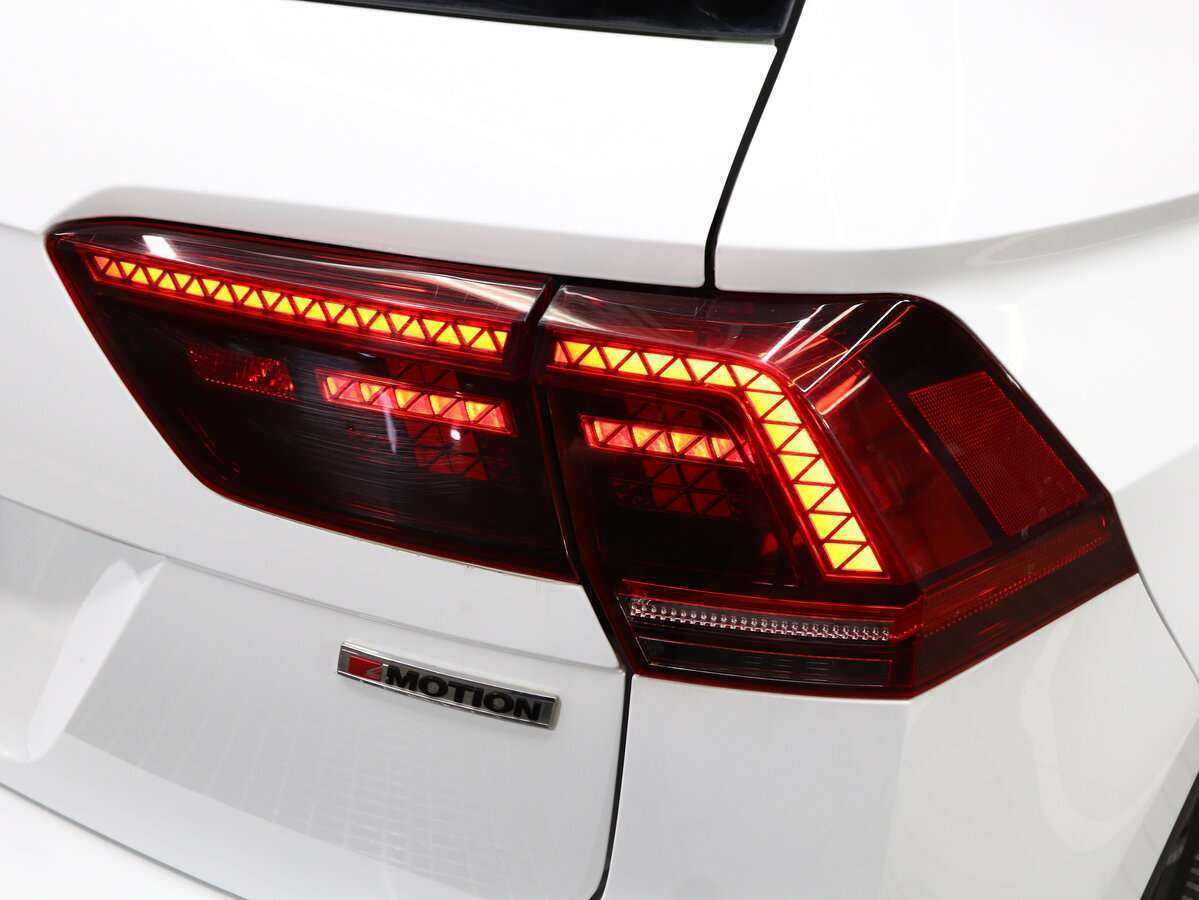 Купить Volkswagen Tiguan с пробегом. Фото: #5