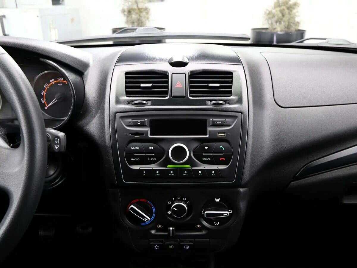 Купить Lada (ВАЗ) Granta с пробегом. Фото: #18