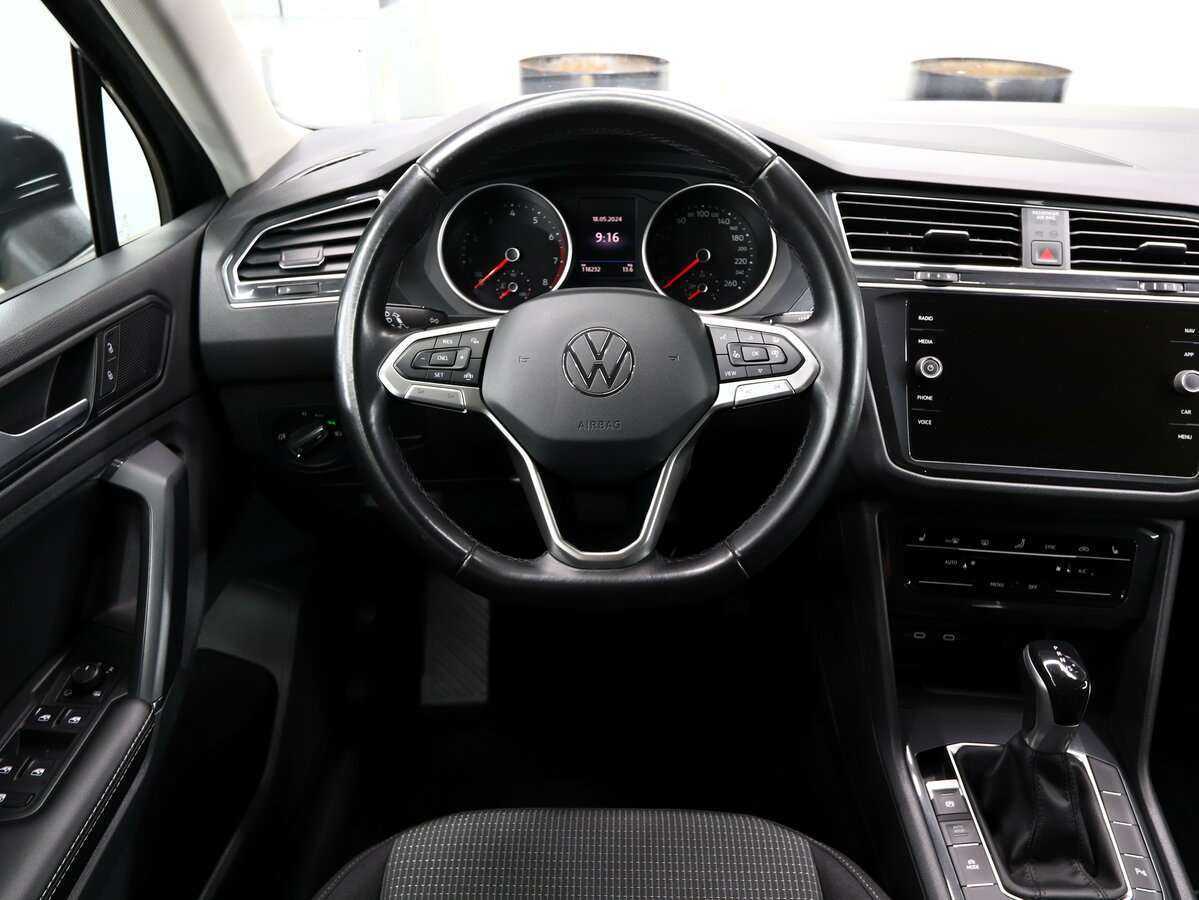 Купить Volkswagen Tiguan с пробегом. Фото: #12