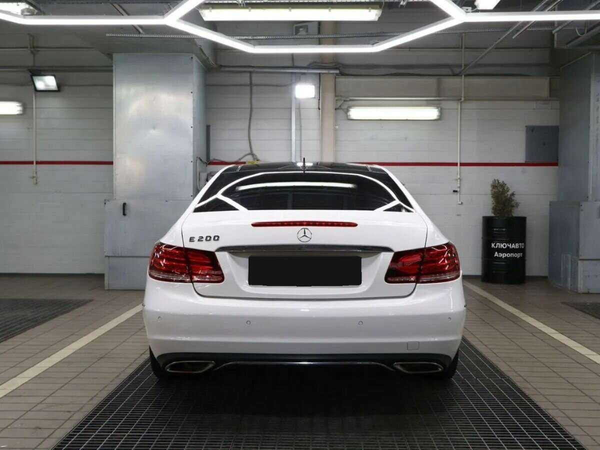 Купить Mercedes-Benz E-Класс с пробегом. Фото: #2
