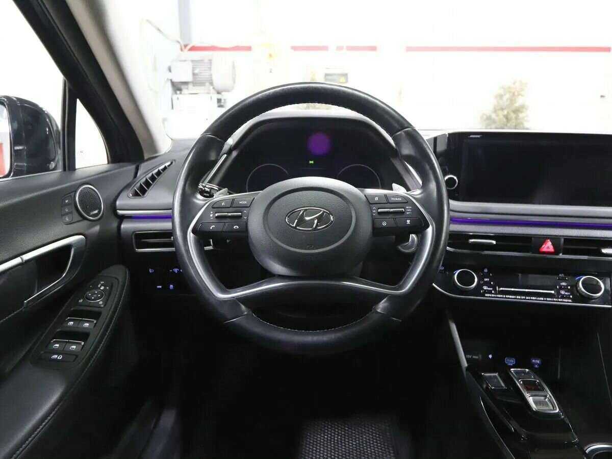 Купить Hyundai Sonata с пробегом. Фото: #9