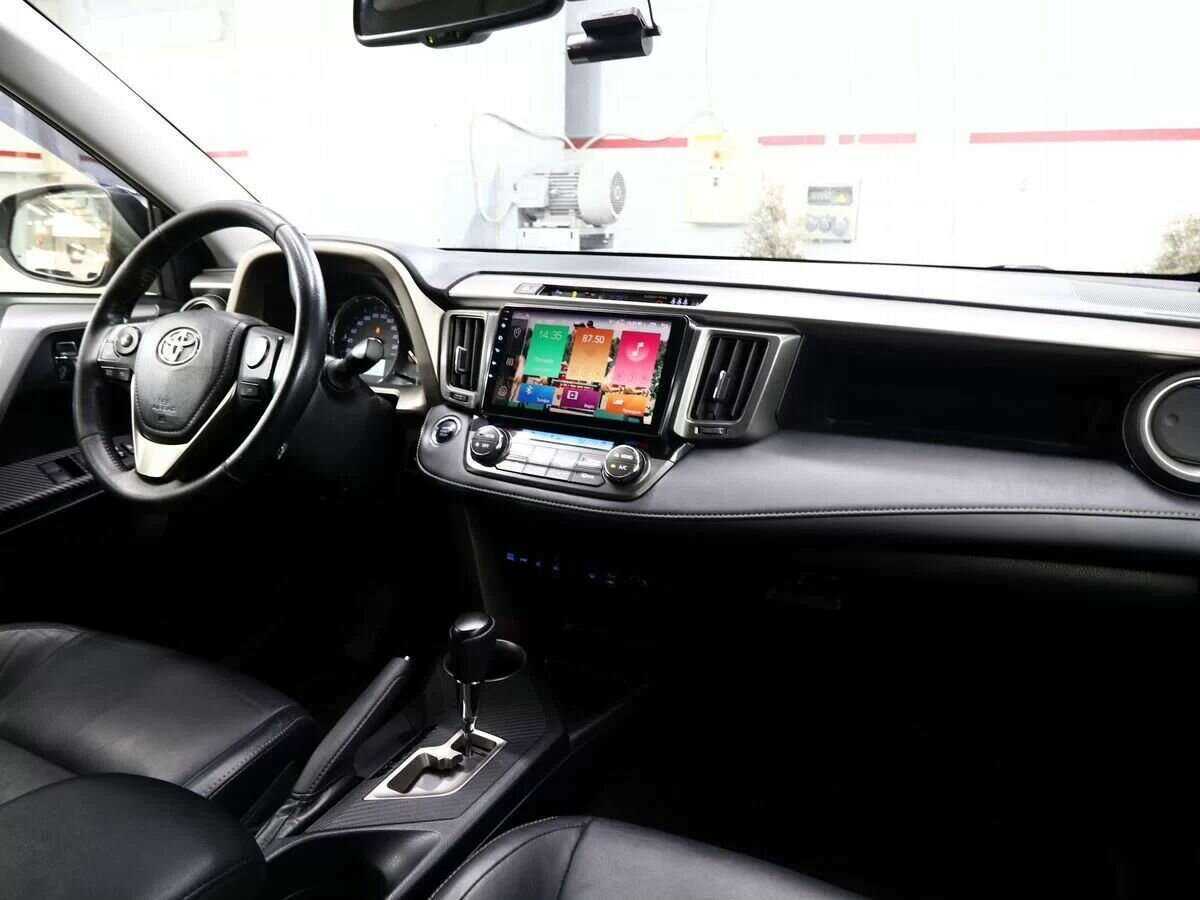 Купить Toyota RAV4 с пробегом. Фото: #13