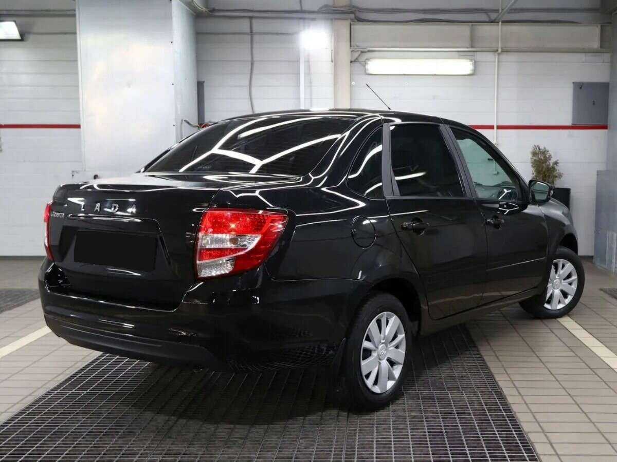 Купить Lada (ВАЗ) Granta с пробегом. Фото: #1
