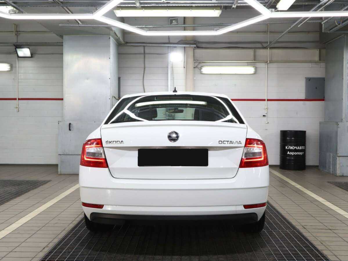 Купить Skoda Octavia с пробегом. Фото: #3