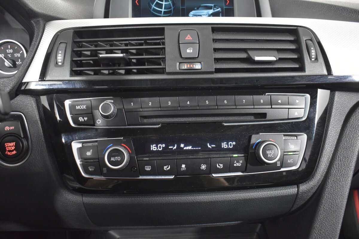 Купить BMW 3 серии с пробегом. Фото: #14