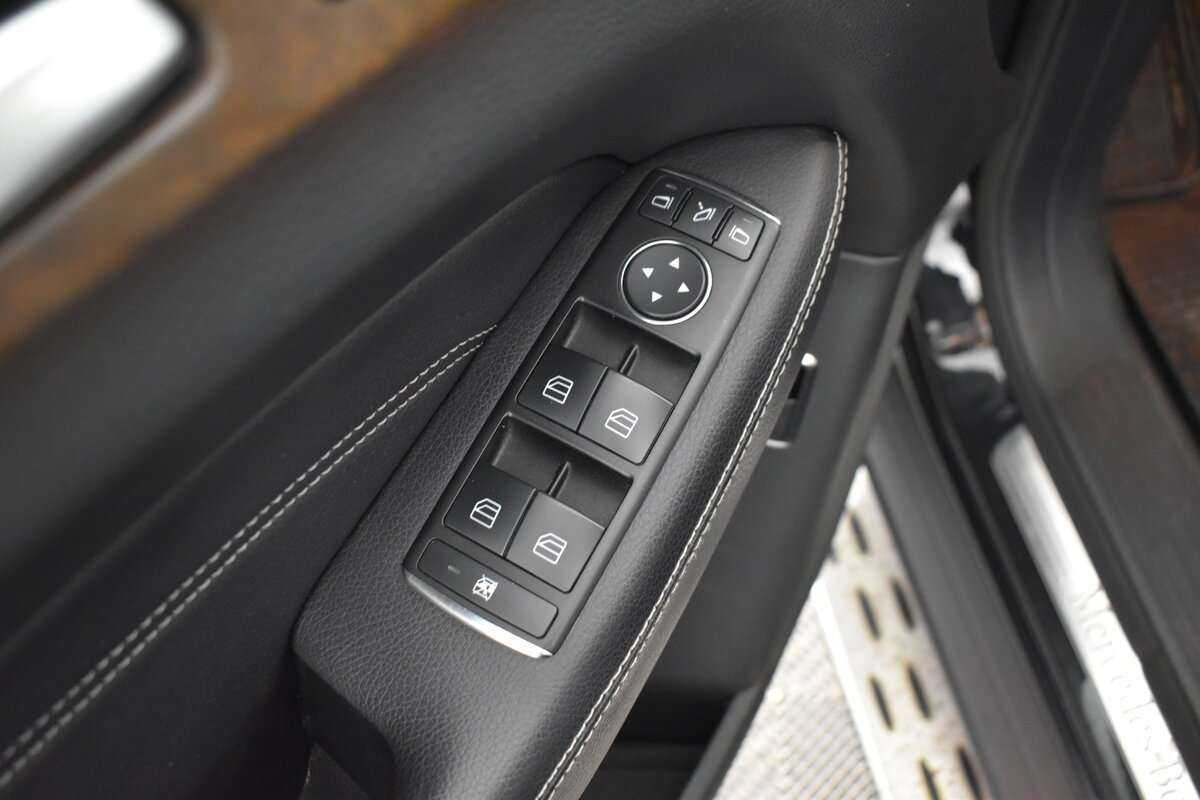 Купить Mercedes-Benz M-Класс с пробегом. Фото: #8