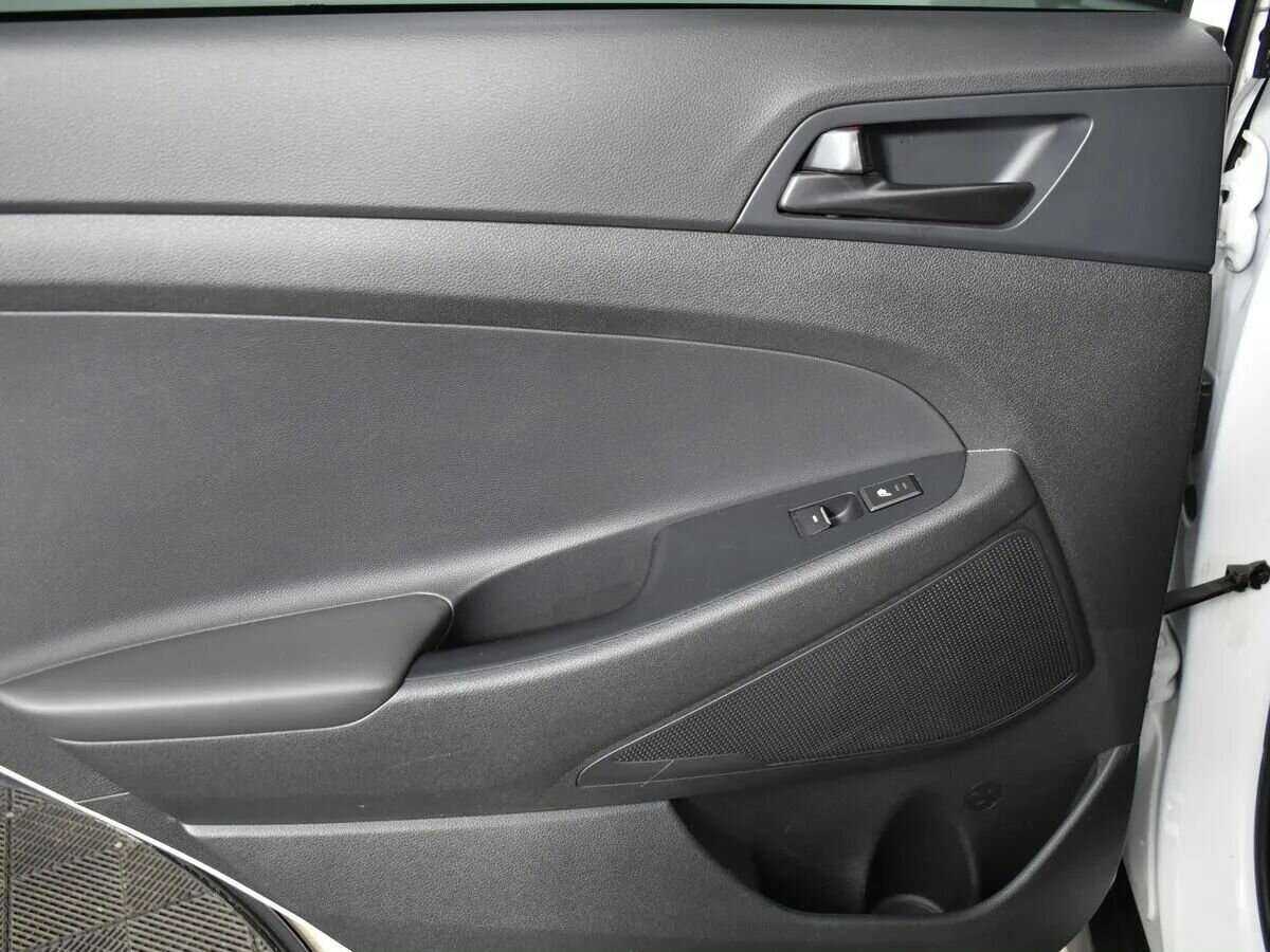 Купить Hyundai Tucson с пробегом. Фото: #26