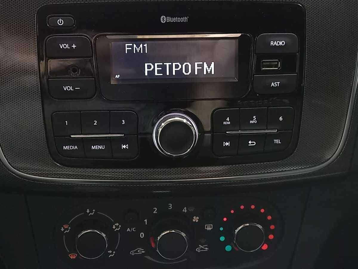 Продажа Б/У Рено Сандеро. Фото: #12