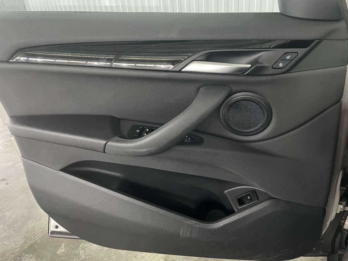 Купить BMW X1 с пробегом. Фото: #21
